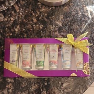 Hand Cream Gift Set with Purple Box
